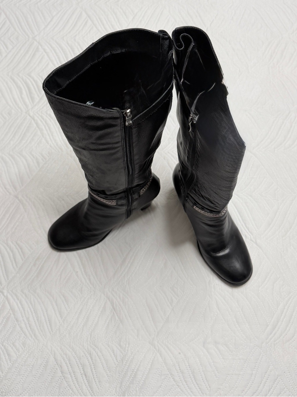 Two Lips Women’s Black Leather Tall Heel Boots. Size 8